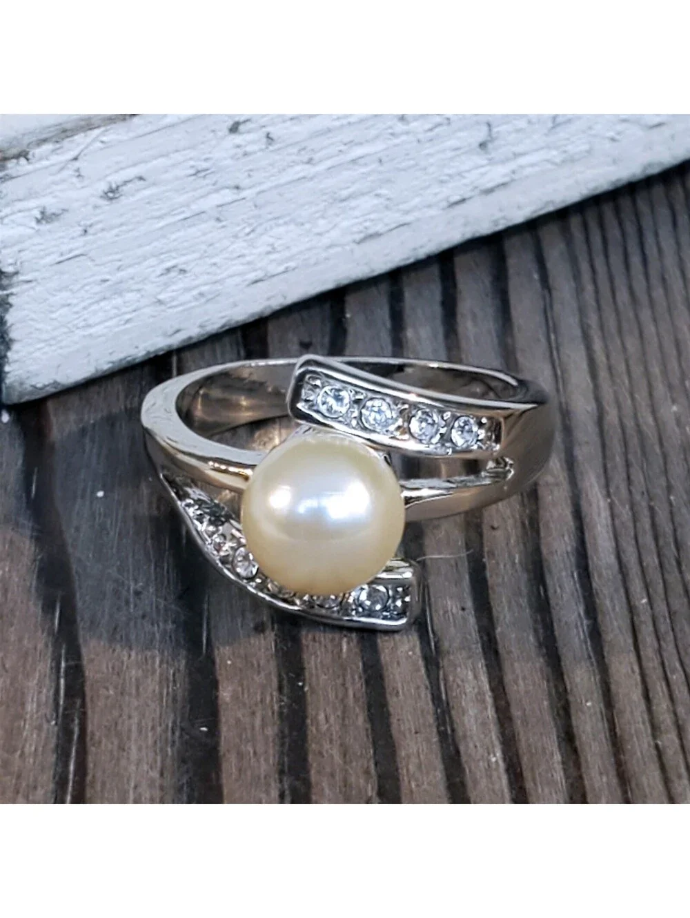 Silver Platinum Plated Austrian Crystal and Pink Cultured Pearl Ring Size 8